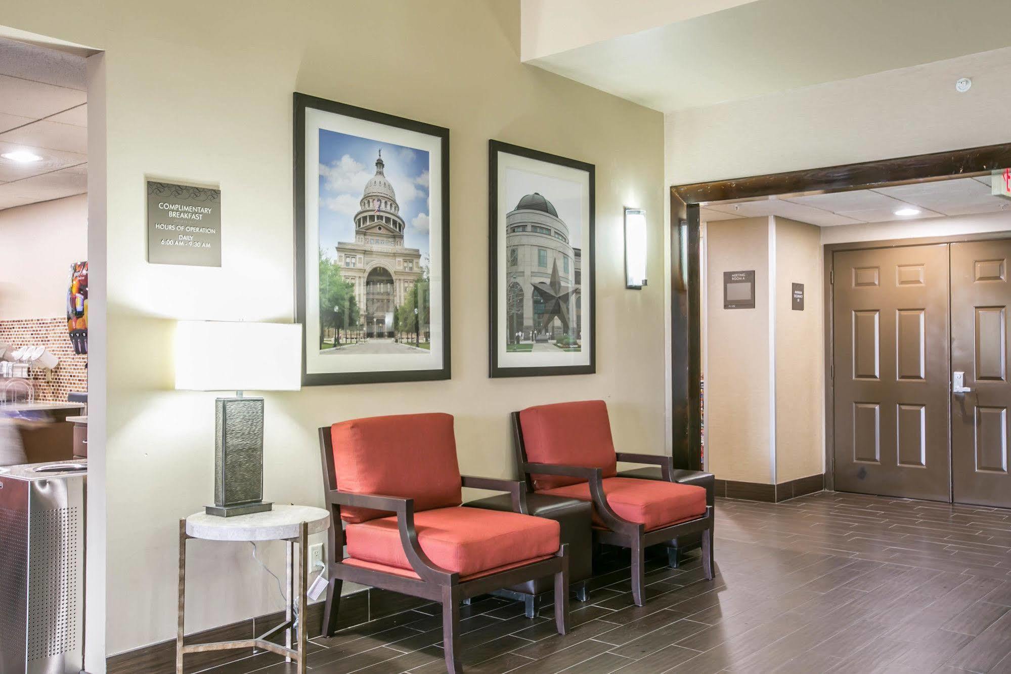 Comfort Suites Austin Nw Lakeline Eksteriør billede